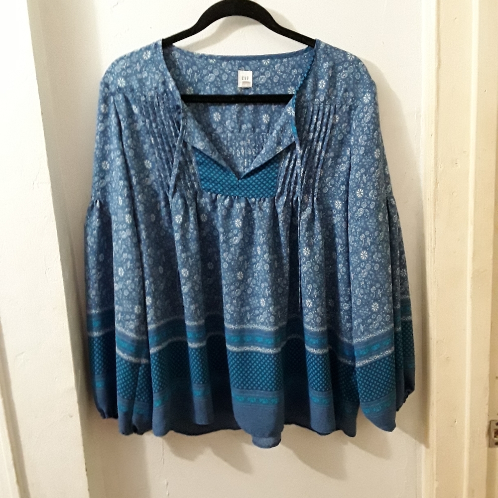 GAP boho floral top